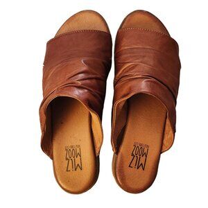 Miz Mooz Leather Slide Sandals - Dandelion 1B22400 Size 39 (8.5-9)